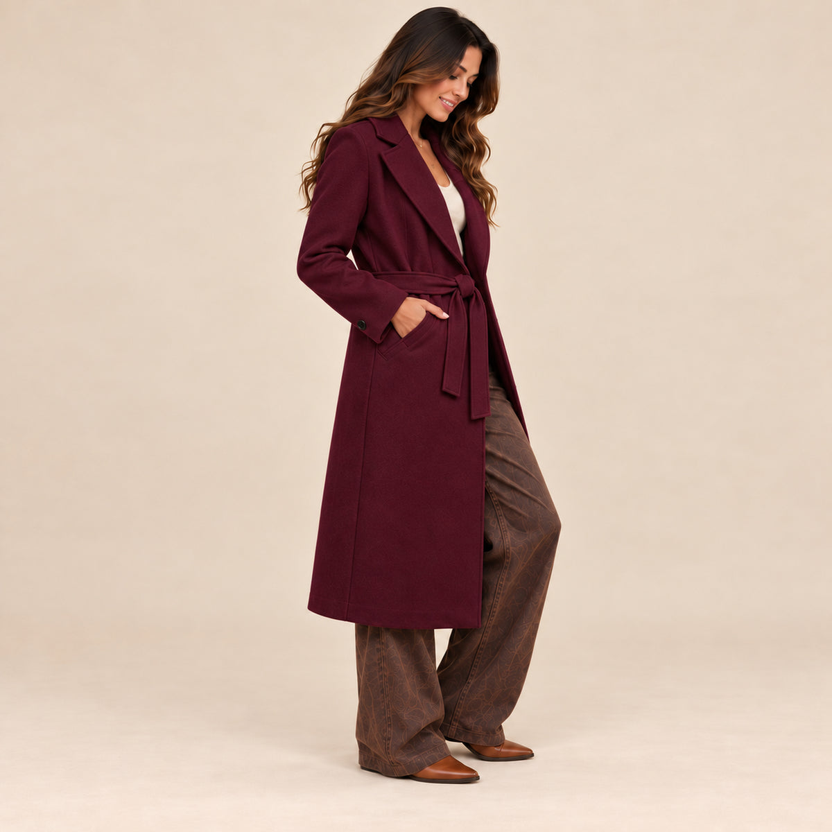 Cappotto Glamour borgogna senza collo, vista laterale