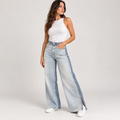 Jeans Double - figura intera frontale, denim bicolor a gamba larga