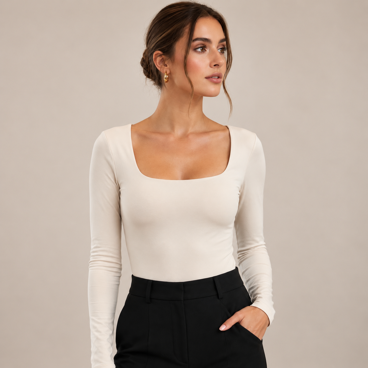 Body Safiria Beige - scollo quadrato e maniche lunghe