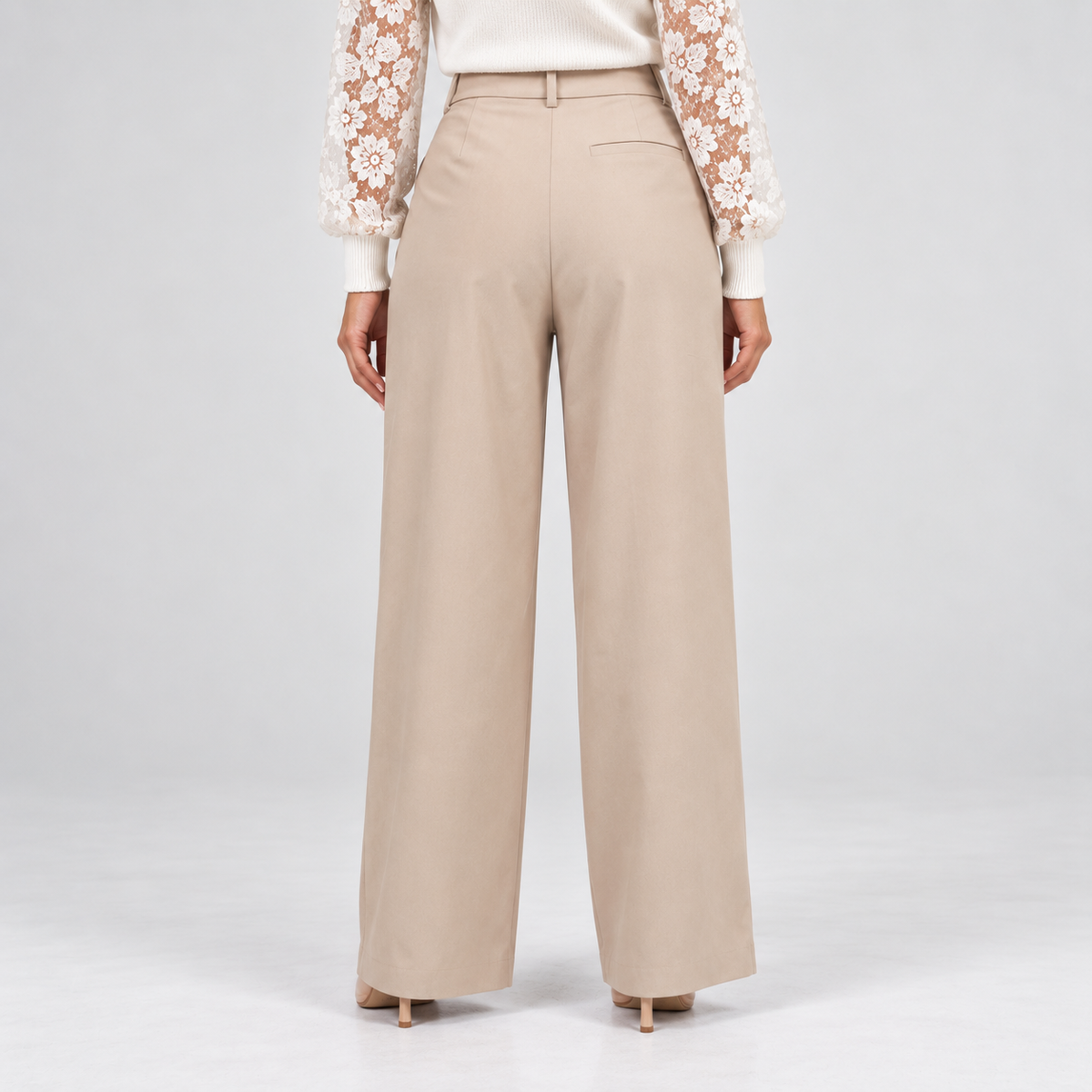 Pantalone Marlene Beige - vista posteriore con tasca a filo