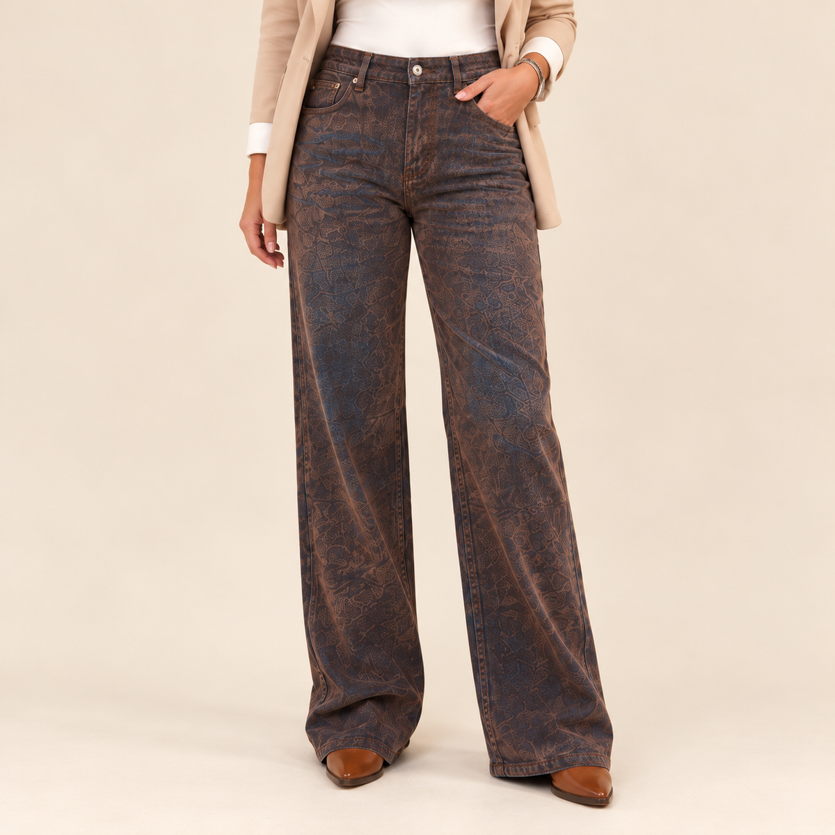 Jeans Alaska gamba larga, dettaglio frontale della linea