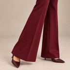 Completo Katrine Borgogna - dettaglio pantalone a zampa